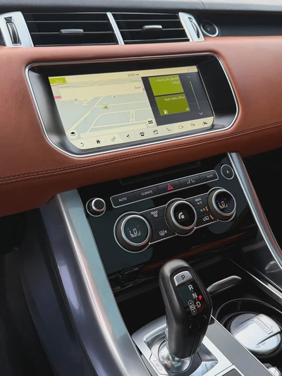 رينج روفر سبورت V8 سوبر تشارج خليجي بحاله ممتازه فول اوبشن-10