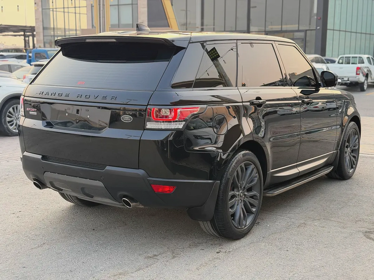 رينج روفر سبورت V8 سوبر تشارج خليجي بحاله ممتازه فول اوبشن-3-3