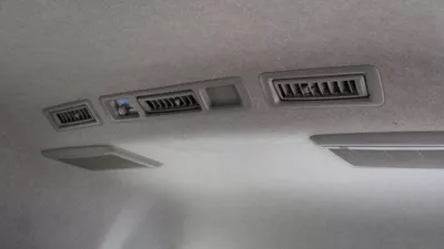 Toyota Hiace DLS - STANDARD ROOF DLS - STD ROOF HIACE 2.5L HIGH ROOF DIESEL-11