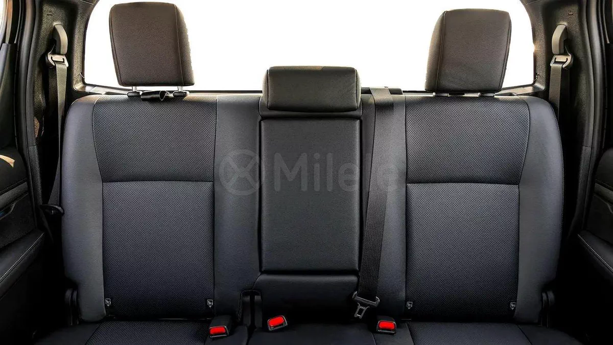 Toyota Hilux ADVENTURE | 2-YEAR WARRANTY + SERVICE AVAILABLE || 0% DOWNPAYMENT (BANK)-18-18
