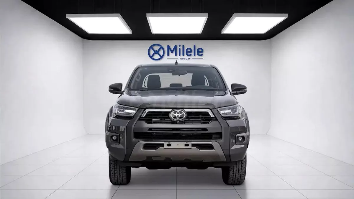 Toyota Hilux ADVENTURE | 2-YEAR WARRANTY + SERVICE AVAILABLE || 0% DOWNPAYMENT (BANK)