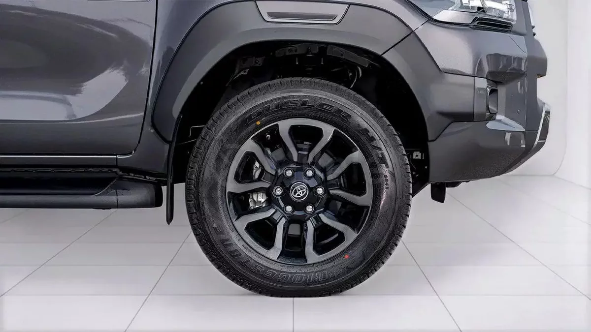 Toyota Hilux ADVENTURE | 2-YEAR WARRANTY + SERVICE AVAILABLE || 0% DOWNPAYMENT (BANK)-15-15