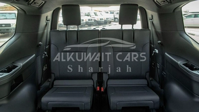 Toyota Land Cruiser VX (LHD) TOYOTA LAND CRUISER VX 4.0P AT MY2025 – WHITE-11