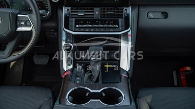 Toyota Land Cruiser VX (LHD) TOYOTA LAND CRUISER VX 4.0P AT MY2025 – WHITE-15