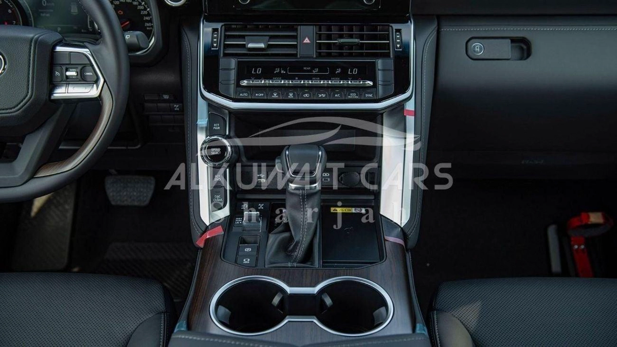 Toyota Land Cruiser VX (LHD) TOYOTA LAND CRUISER VX 4.0P AT MY2025 – WHITE-15-0