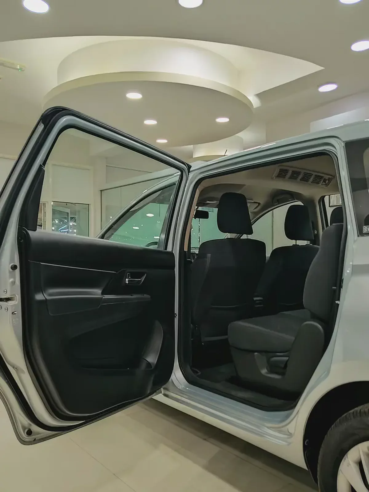 Brand New Suzuki Ertiga 2024 GL | 7 Seater | GCC Specs-8-8