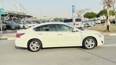 2013 Nissan Altima SV GCC Specs - Excellent Condition-6