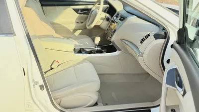 2013 Nissan Altima SV GCC Specs - Excellent Condition-8