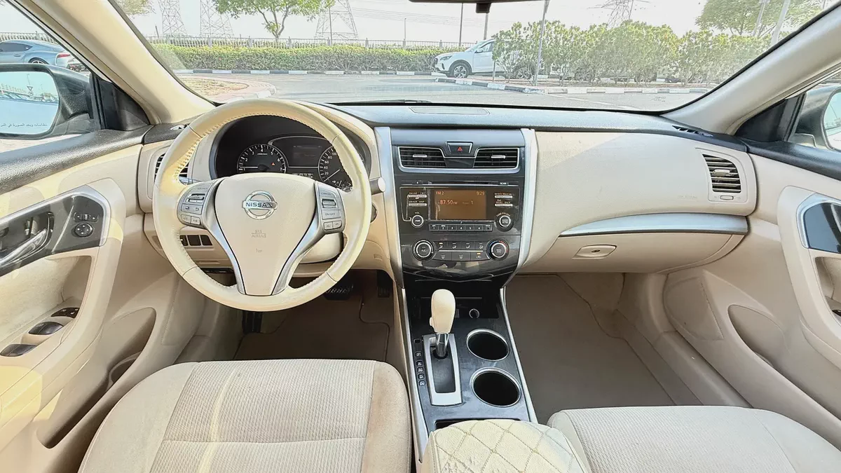 2013 Nissan Altima SV GCC Specs - Excellent Condition-17-17