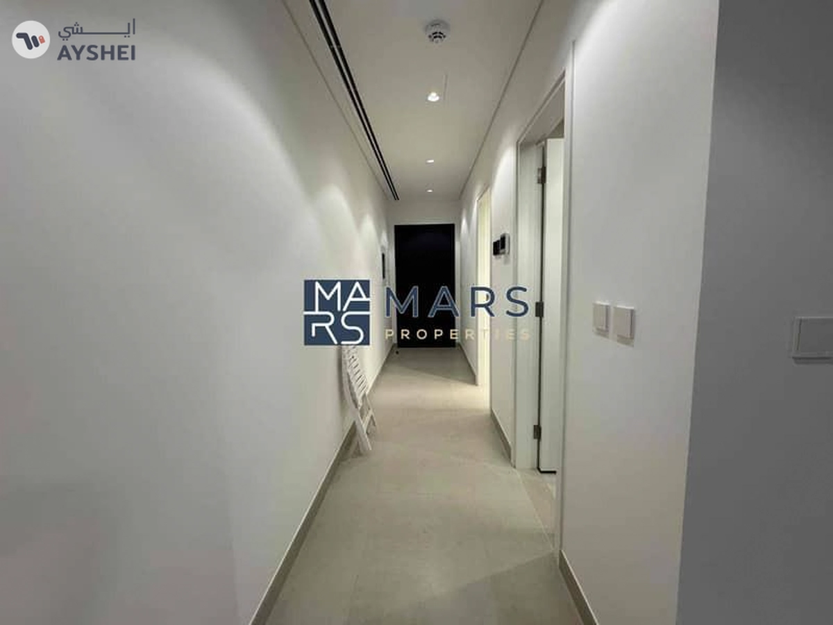 Limited offer 3 bedroom middle unit in Robinia for rent just in 140k-10-10