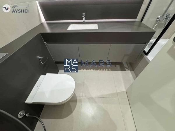Limited offer 3 bedroom middle unit in Robinia for rent just in 140k