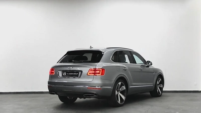 Bentley Bentayga-5
