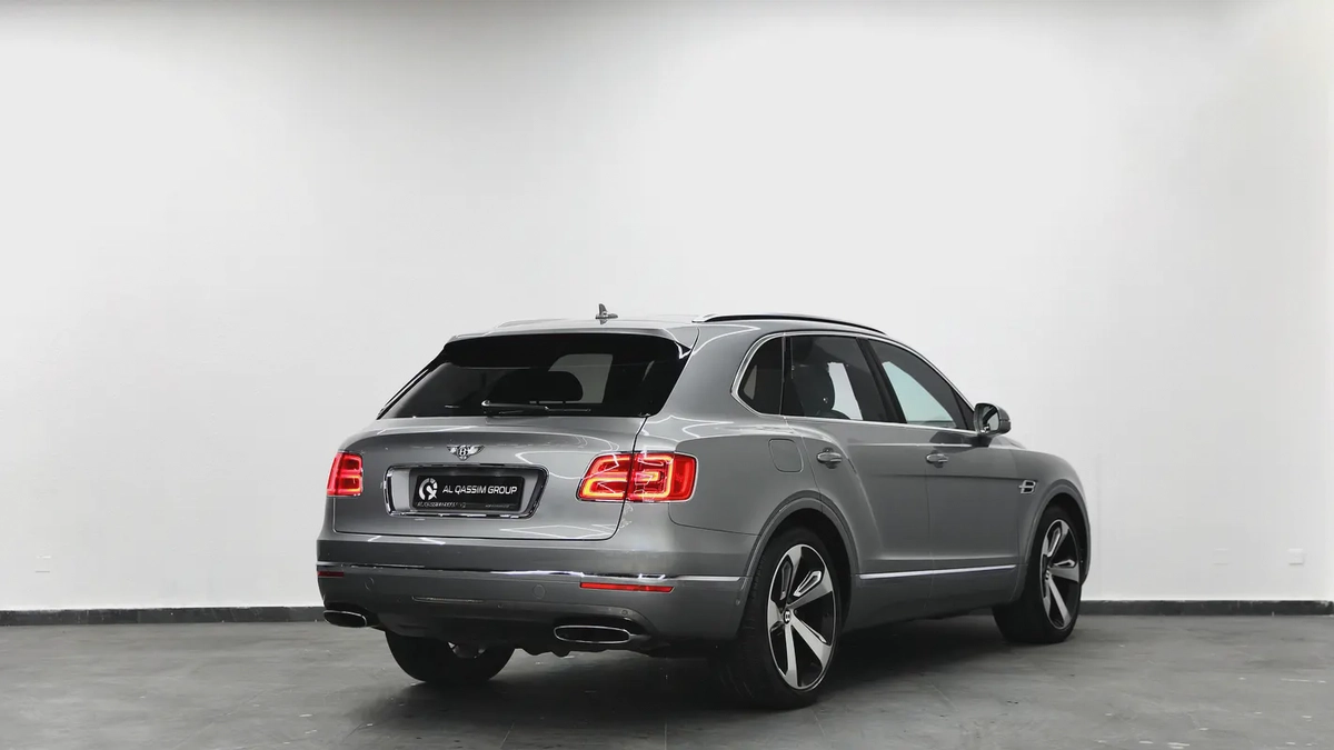 Bentley Bentayga-5-5