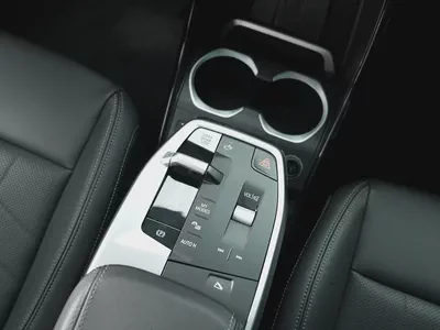 GCC Specs, LOW Mileage BMW X2 sDrive20i 2025-16