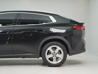 GCC Specs, LOW Mileage BMW X2 sDrive20i 2025-3
