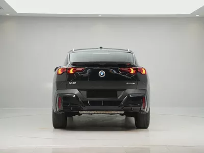 GCC Specs, LOW Mileage BMW X2 sDrive20i 2025-5
