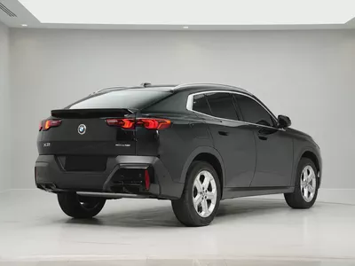 GCC Specs, LOW Mileage BMW X2 sDrive20i 2025-6