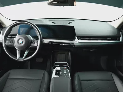 GCC Specs, LOW Mileage BMW X2 sDrive20i 2025-7