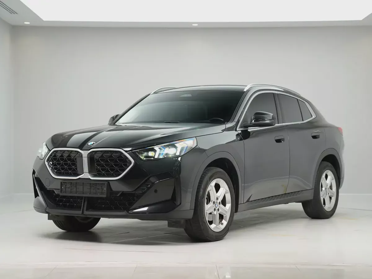 GCC Specs, LOW Mileage BMW X2 sDrive20i 2025