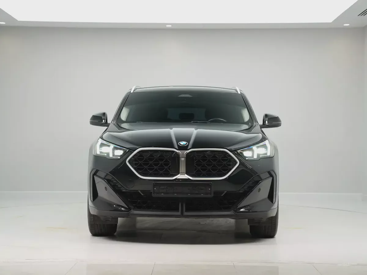 GCC Specs, LOW Mileage BMW X2 sDrive20i 2025-4-4
