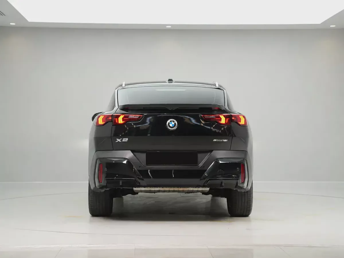 GCC Specs, LOW Mileage BMW X2 sDrive20i 2025-5-5