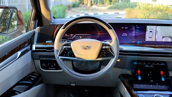2025 Cadillac Escalade 600 Sport Platinum V8 6.2L With 5 Years Or 200,000 Km Warranty