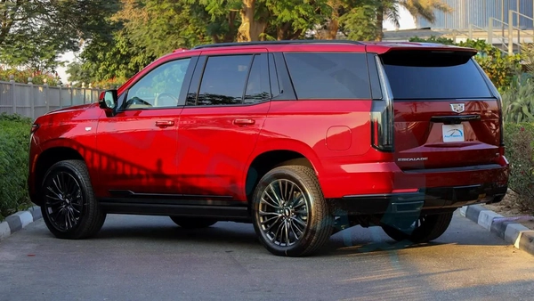 2025 Cadillac Escalade 600 Sport Platinum V8 6.2L With 5 Years Or 200,000 Km Warranty