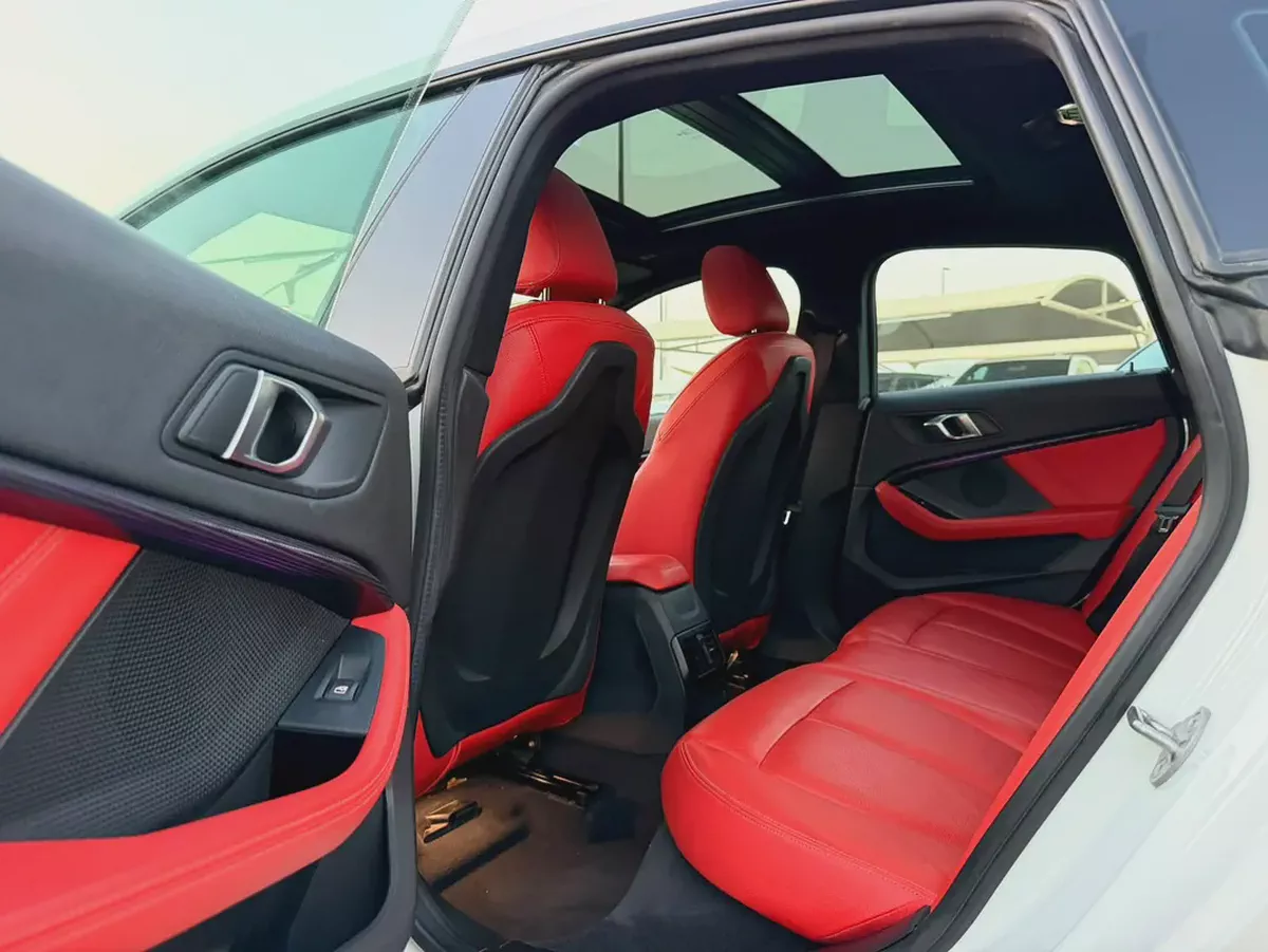 (2020) BMW 218i //M-KIT// GCC FULL OPTION -ORIGINAL PAINT--10-10
