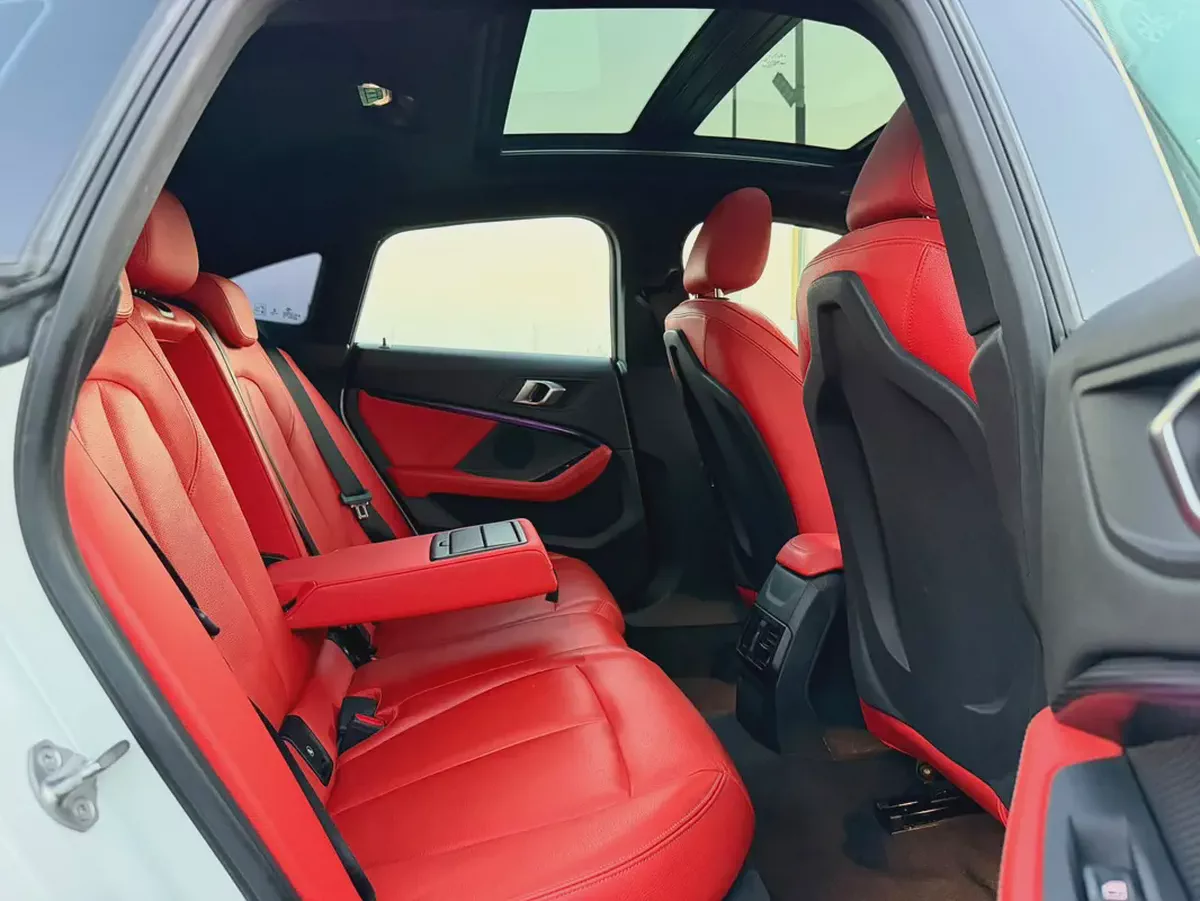 (2020) BMW 218i //M-KIT// GCC FULL OPTION -ORIGINAL PAINT--12-12