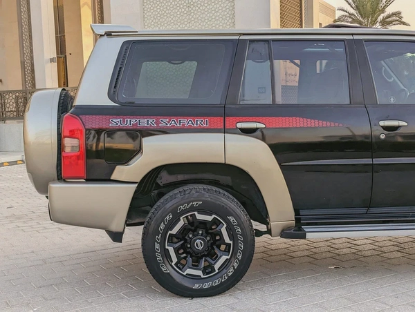 2021 NISSAN PATROL SUPER SAFARI GCC ORIGINAL PAINT IN EXCELLENT CONDITION