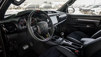 Toyota Hilux GR SPORT TOYOTA HILUX DC-14