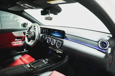 2024 Mercedes-Benz A 200 AMG Line | GCC Specs | Like New-12