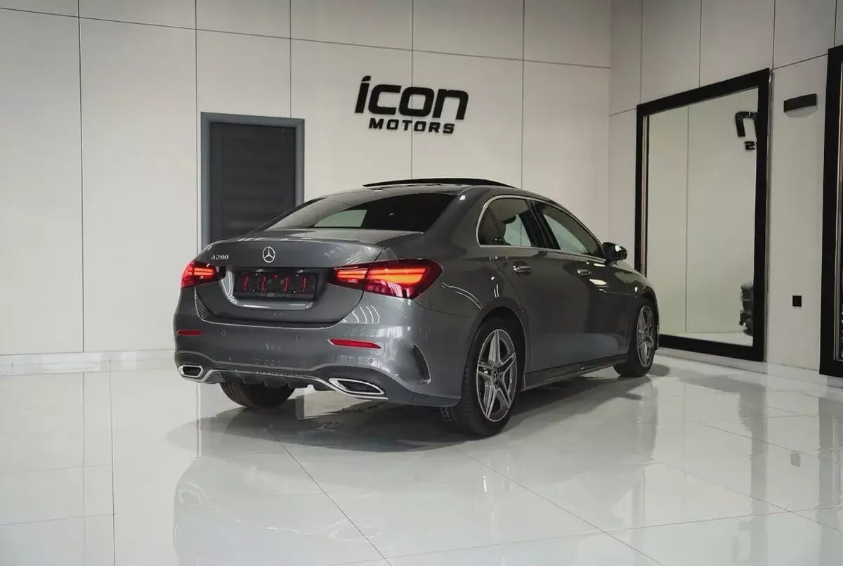 2024 Mercedes-Benz A 200 AMG Line | GCC Specs | Like New-13-13