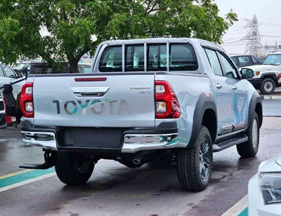 Toyota Hilux SR5 TRD 4.0L PETROL SR5 TRD || 4.0L PETROL V6 4WD | WOOD INTERIOR W VISOR | BLIND SPOT | DIFFLOCK | DVD+CAMERA | READY S-4