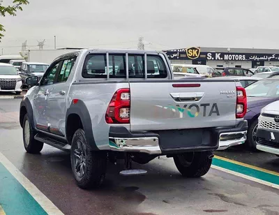 Toyota Hilux SR5 TRD 4.0L PETROL SR5 TRD || 4.0L PETROL V6 4WD | WOOD INTERIOR W VISOR | BLIND SPOT | DIFFLOCK | DVD+CAMERA | READY S-5