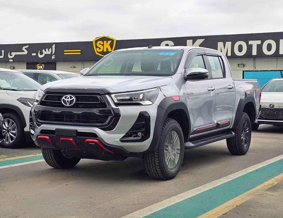 Toyota Hilux SR5 TRD 4.0L PETROL SR5 TRD || 4.0L PETROL V6 4WD | WOOD INTERIOR W VISOR | BLIND SPOT | DIFFLOCK | DVD+CAMERA | READY S