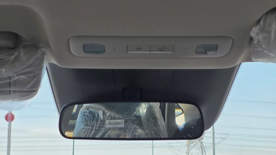 Nissan N6 180 Max (White Black)-7