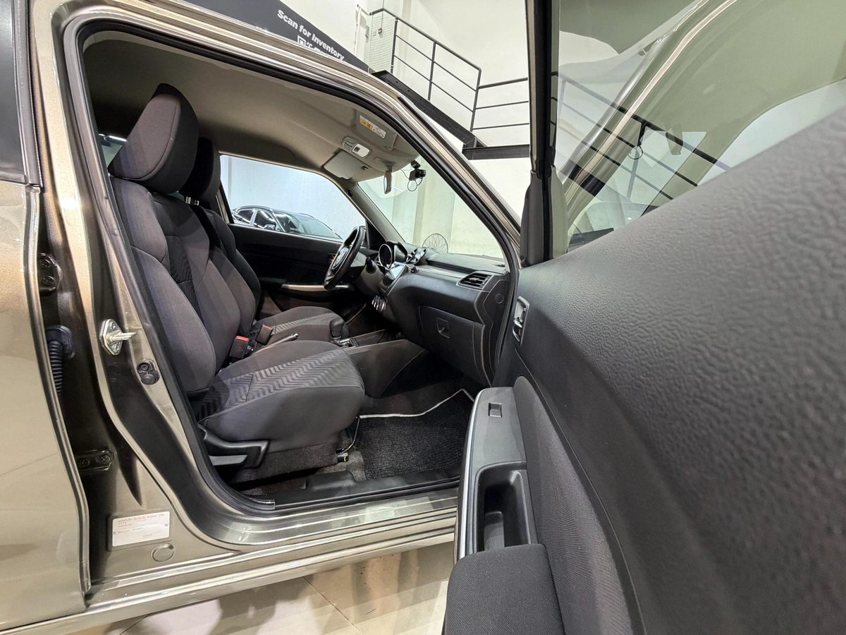 2023 Suzuki Swift GL Hatchback 1.2L V4 // EMI Starting from 640 AED-3-3