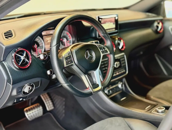 Mercedes-Benz A-Class A 250 2014 GCC Specs