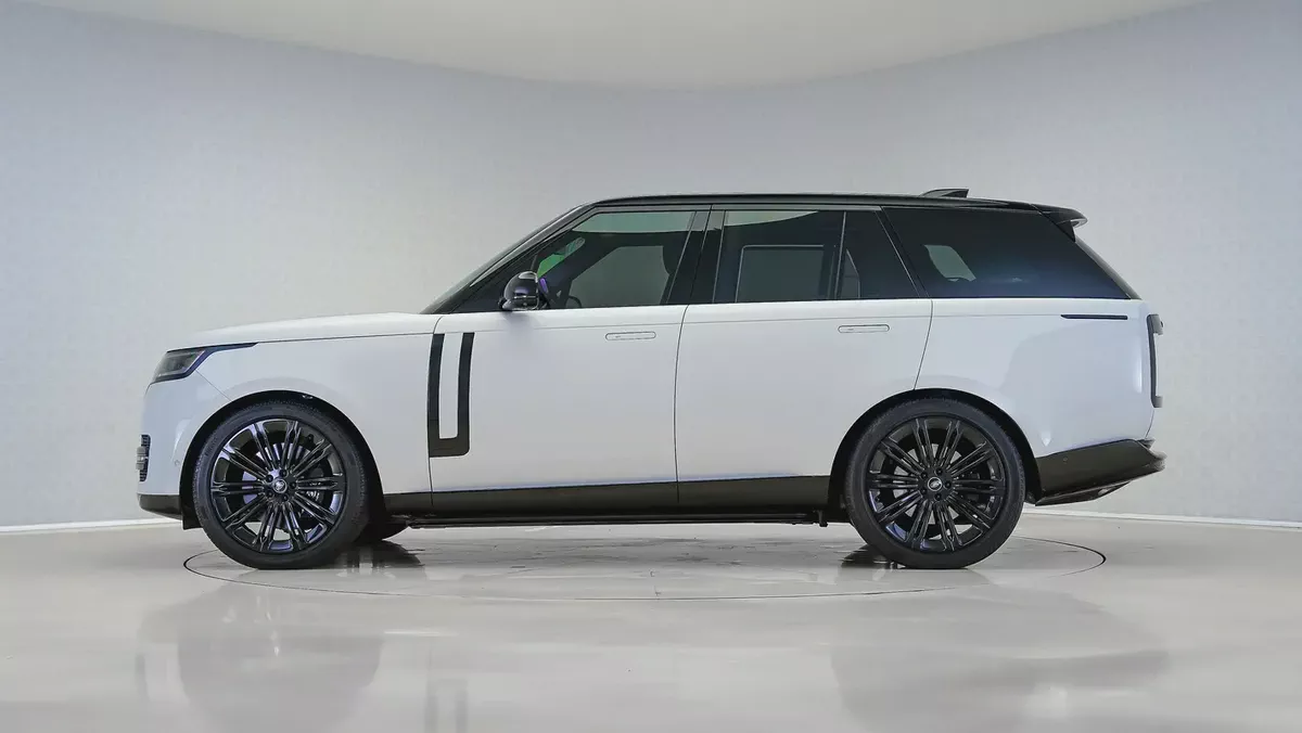 2025 Land Rover Range Rover Autobiography P530 | GCC Specs |  Land Rover Warranty October 2029-9-9