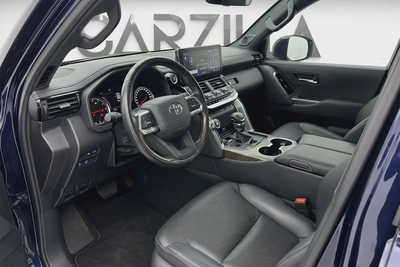 Toyota Land Cruiser VXR 2023 l V6 l AED 5,190 Monthly l 0% Downpayment-6