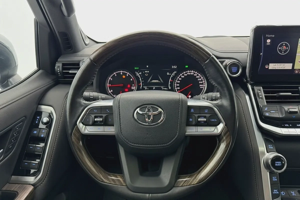 Toyota Land Cruiser VXR 2023 l V6 l AED 5,190 Monthly l 0% Downpayment