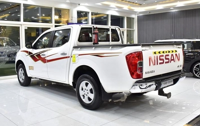 Nissan Navara SE ( 2020 Model ) in White Color GCC Specs-1