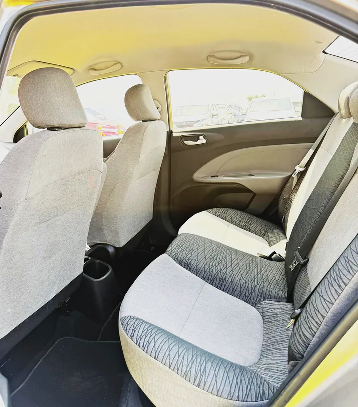 Kia Pegas Golden Edition 2021 - GCC Specs - Excellent Condition-10-10