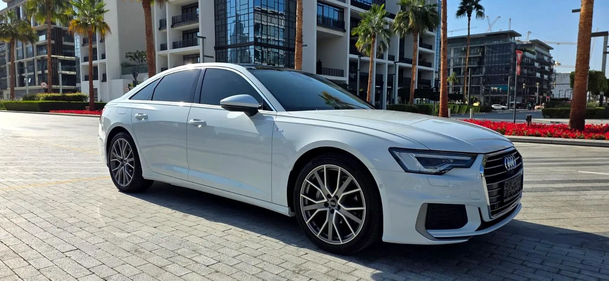 2022-Audi A6 40TFSI Sline-Full option-Excellent Condition-Under Audi Warranty- Finance Available-4-4