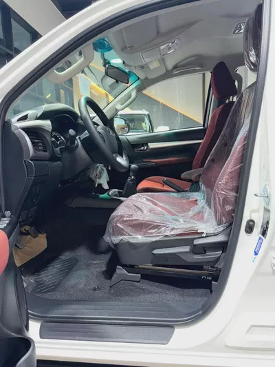 Toyota Hilux Double Cab GLX 2026 MT 4WD 2.7L GCC Specsهايلوكس غمارتين قير عادي بنزين مكينه  2700-13