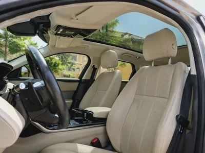 Stunning Land Rover Range Rover Velar P250 S 2019 | GCC Specs | Low Mileage-9