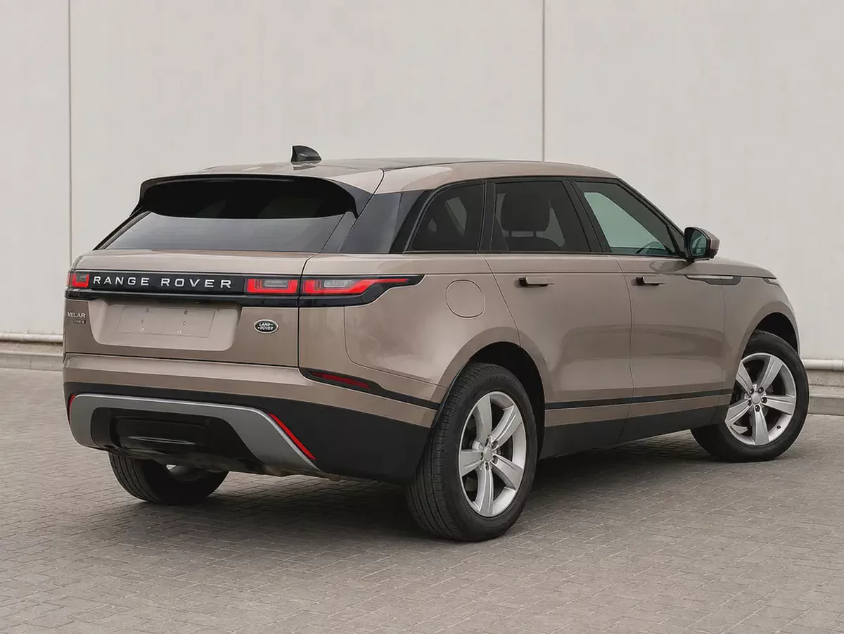 Stunning Land Rover Range Rover Velar P250 S 2019 | GCC Specs | Low Mileage-5-5