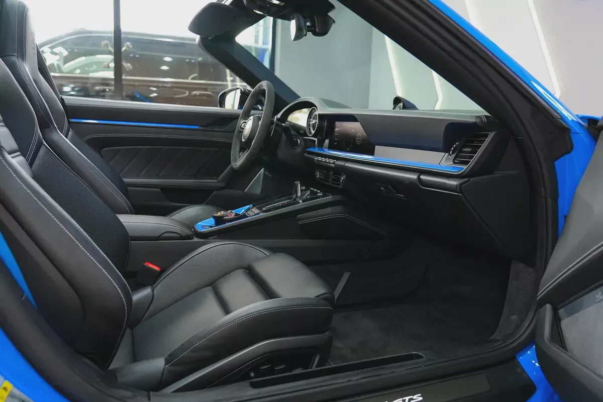 Porsche 911 Targa 4 GTS 2024 - Brand New - High Spec-12-12