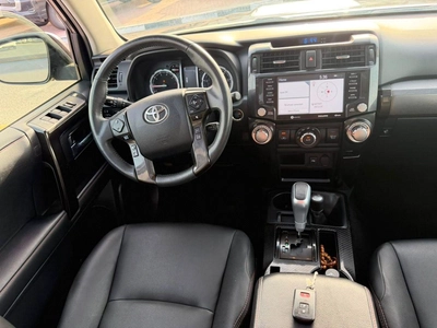 Toyota 4Runner LIMITED 2021 TOYOTA 4RUNNER TRD OFF ROAD - 4x4  4.0L - V6 - Diff Lock and Crawl Control - push start-11